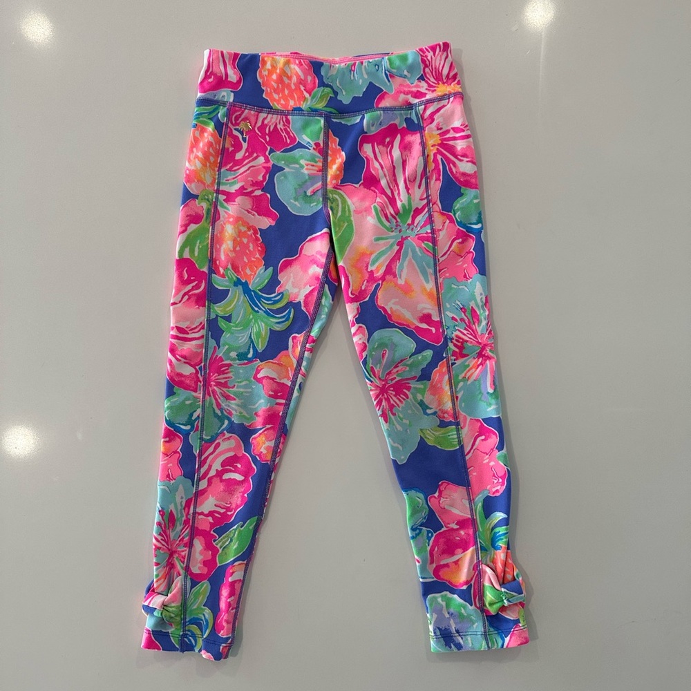 LILLY PULITZER girl leggings in vibrant Beckon Blue Jungle Utopia print